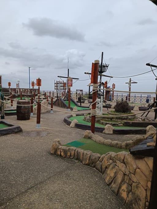 Stunning Holiday Home @ Uks Award Winning Beach Mablethorpe Eksteriør bilde